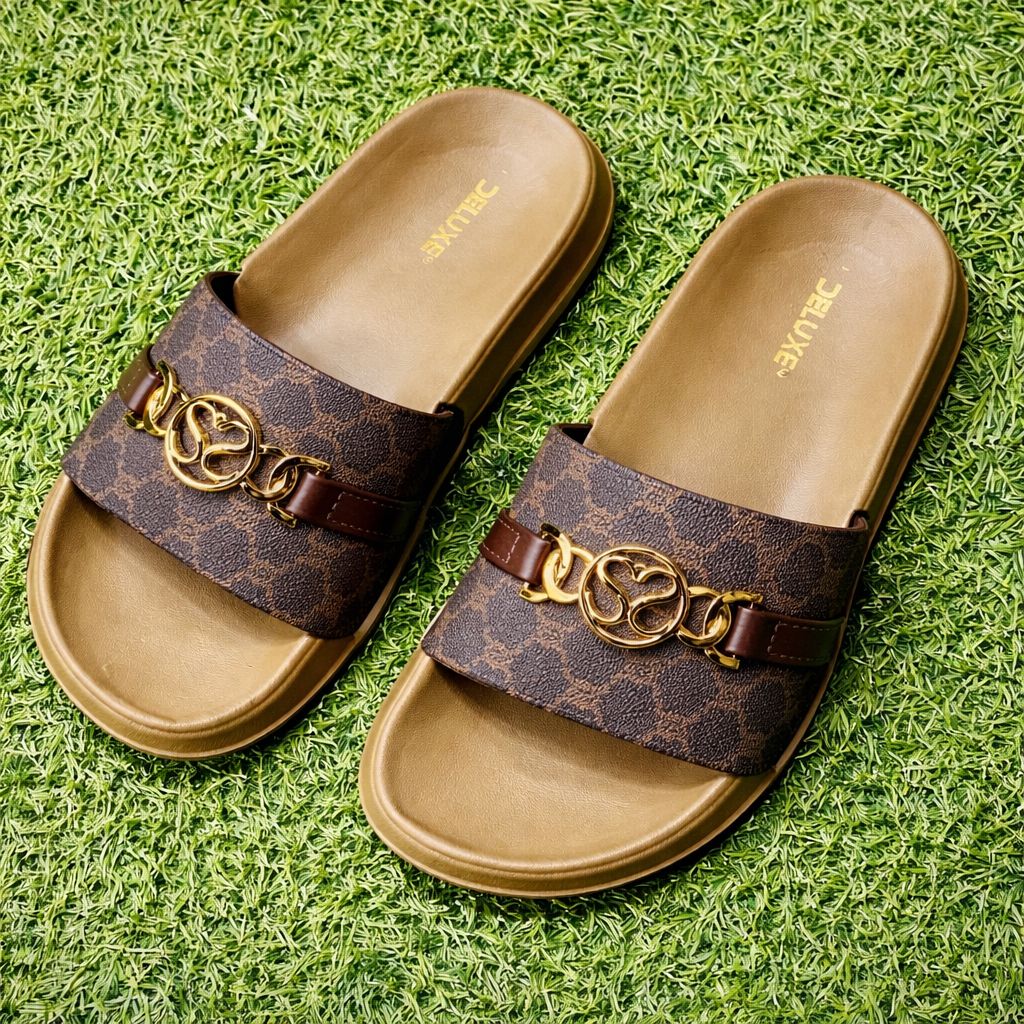 Beautiful Slipper Chain On Strap Comfy sole