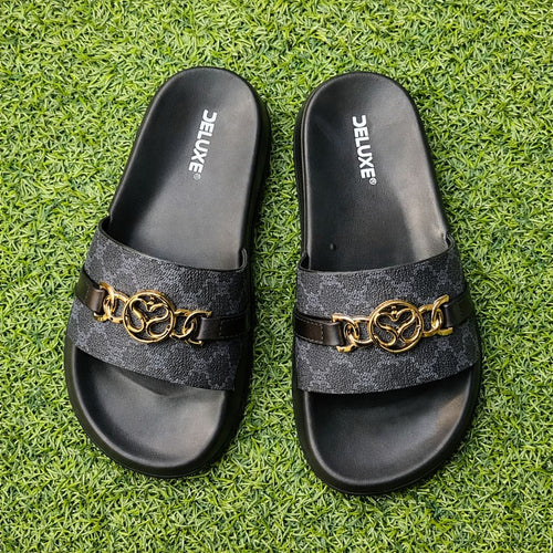 Beautiful Slipper Chain On Strap Comfy sole